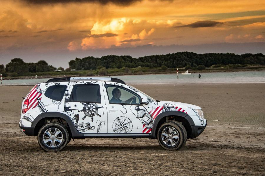  Dacia Duster Strongman 2017 года  (фото 5 из 30)